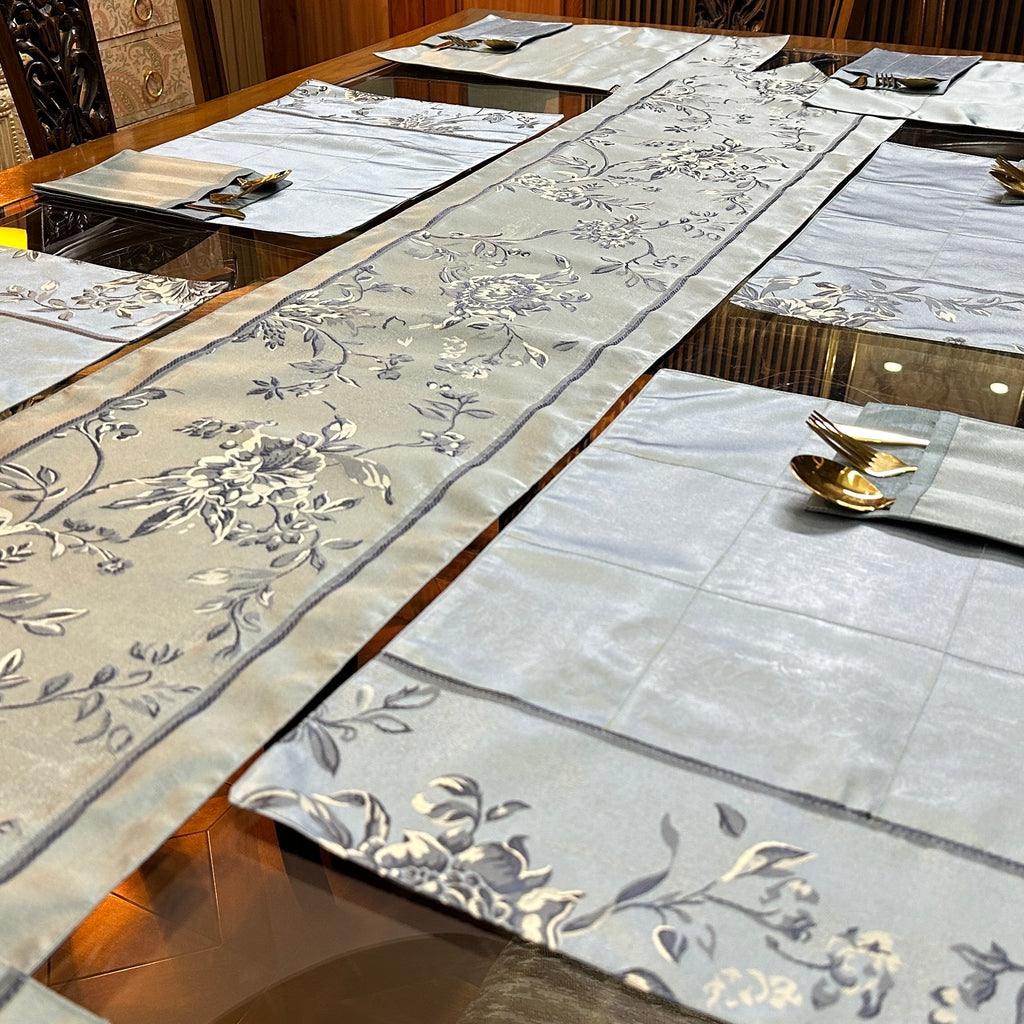 Sapphire Granduer Table Set