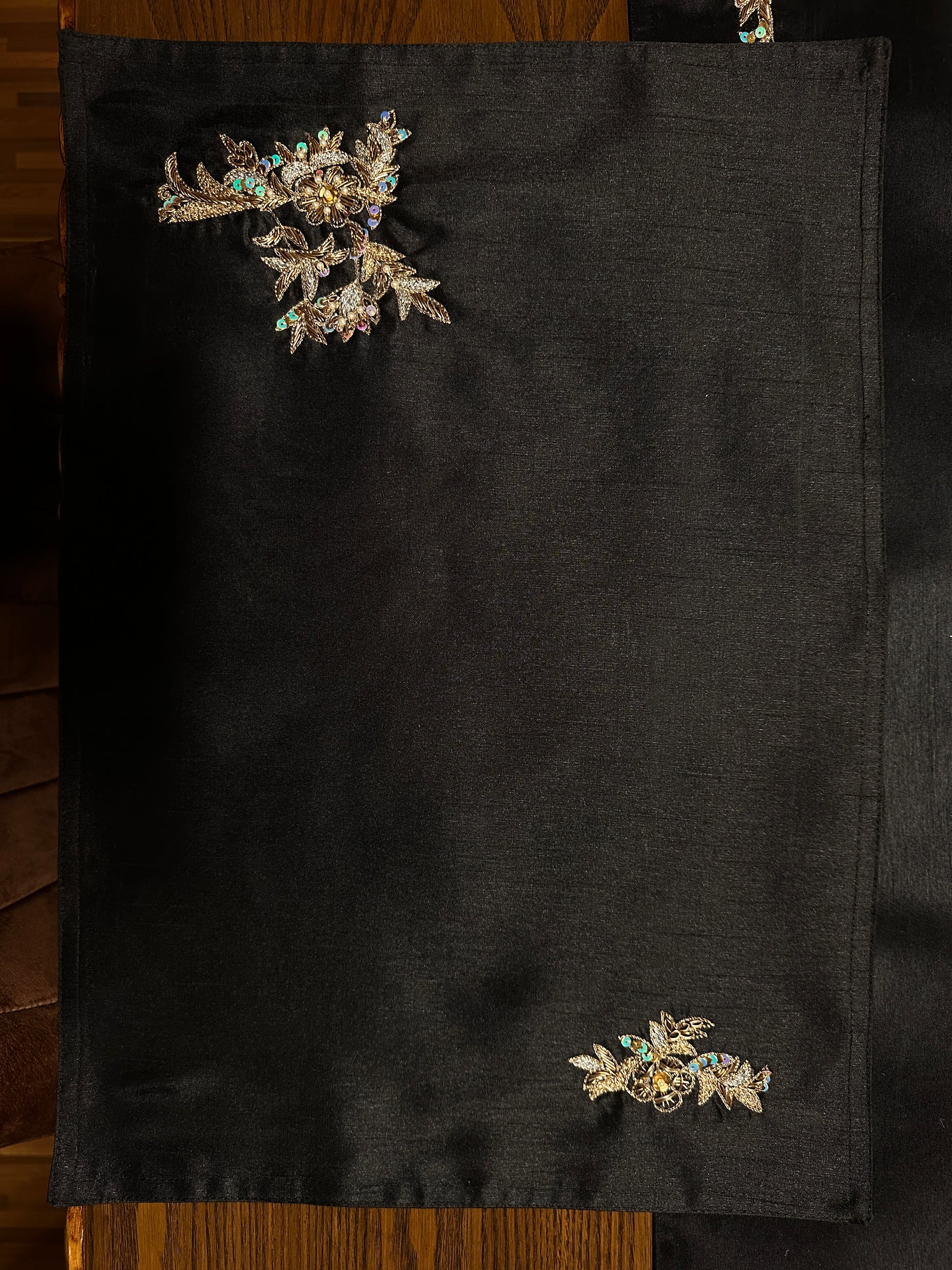 The Noir Premium Table Set