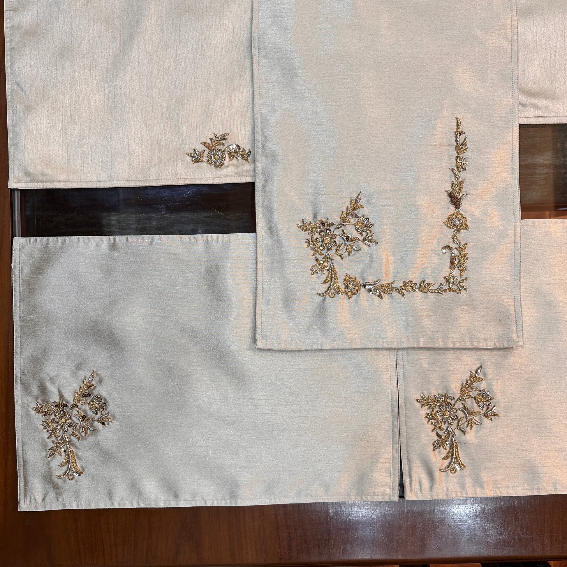 Champagne Ivory Premium Tableset
