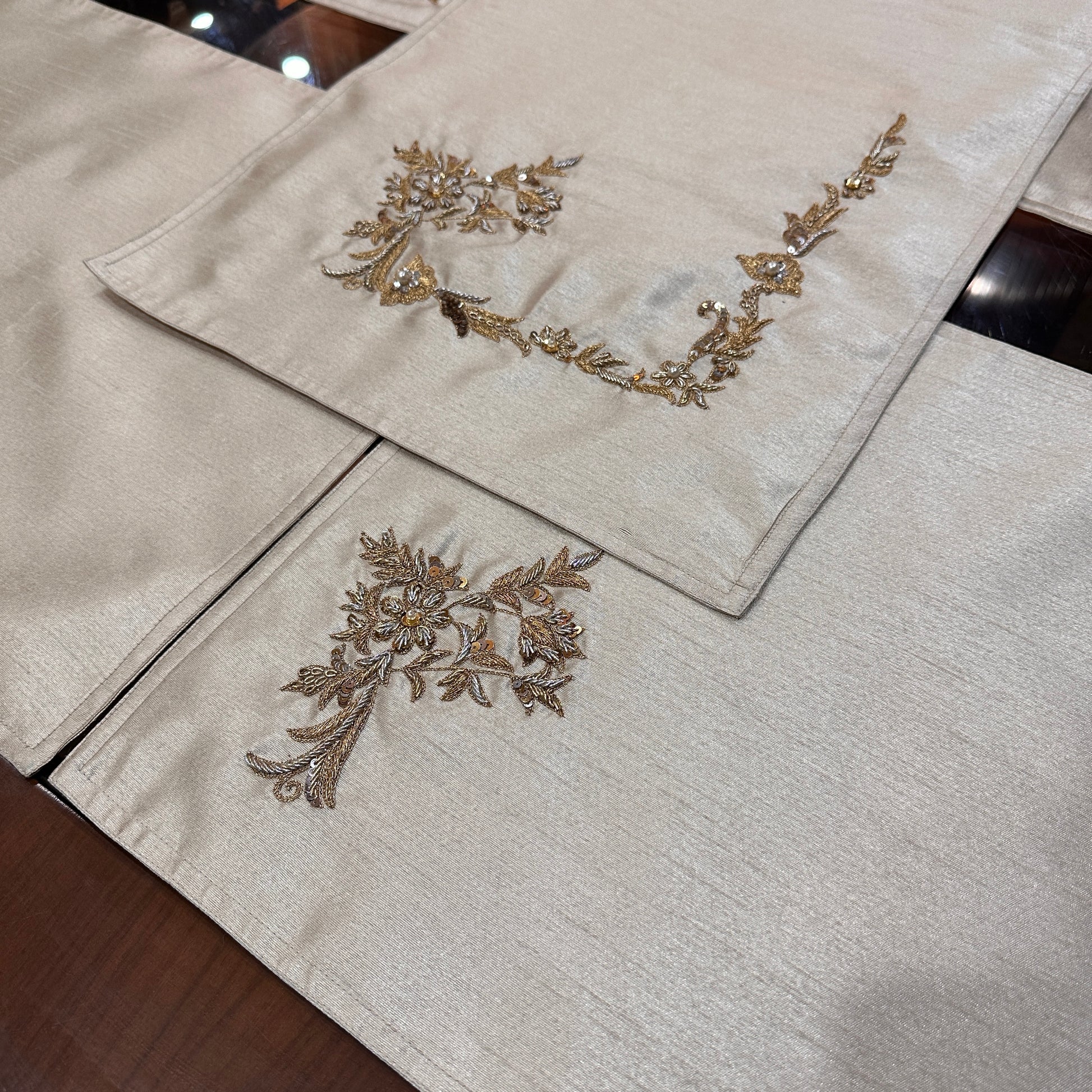 Champagne Ivory Premium Tableset