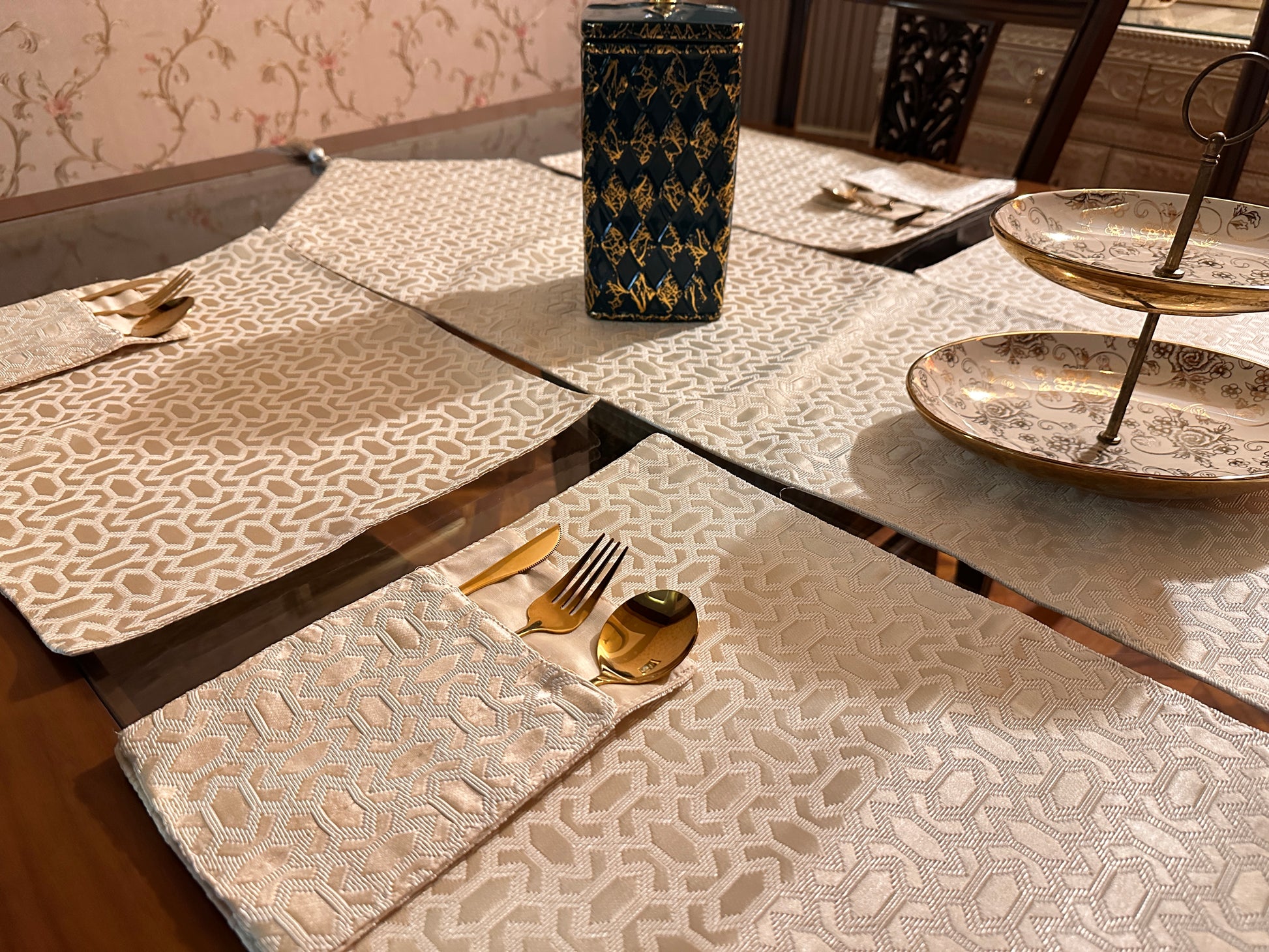 Gold & Ivory Table Set