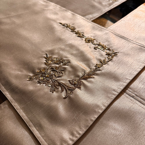 Champagne Ivory Premium Tableset
