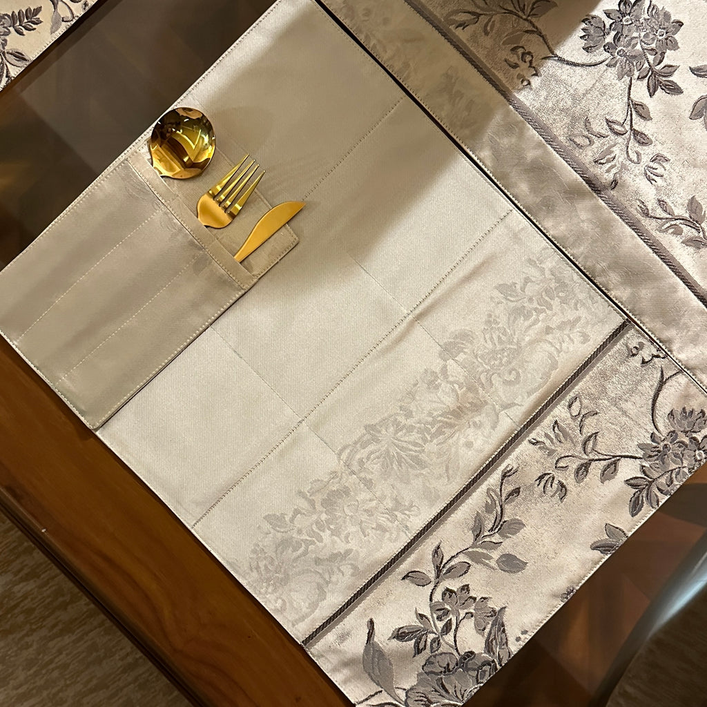 Champagne Granduer Table Set