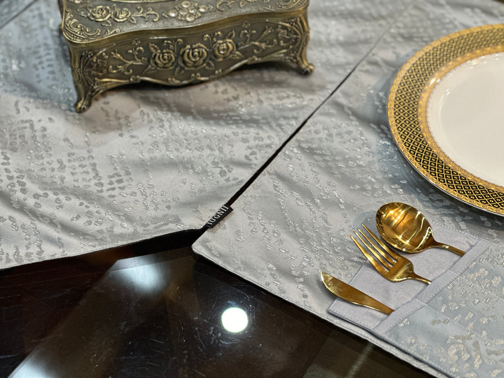SilverMist Linen Embossed Textured Table Set