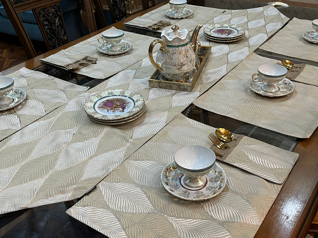 Heritage Gold Jacquard Table Set