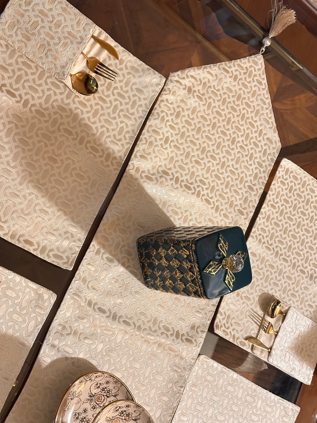 Gold & Ivory Table Set