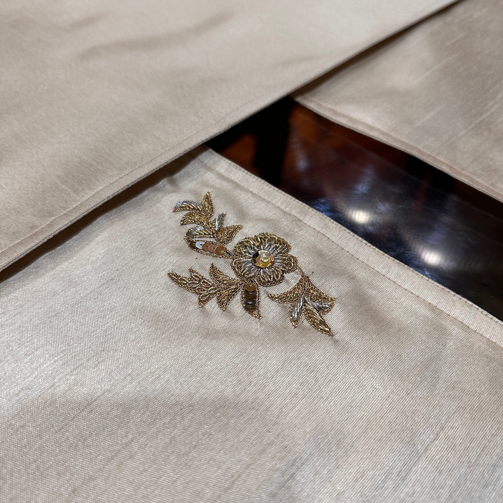 Champagne Ivory Premium Tableset