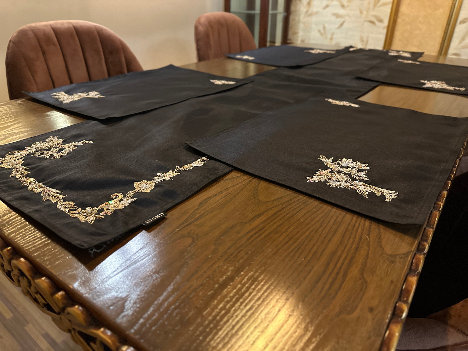 The Noir Premium Table Set