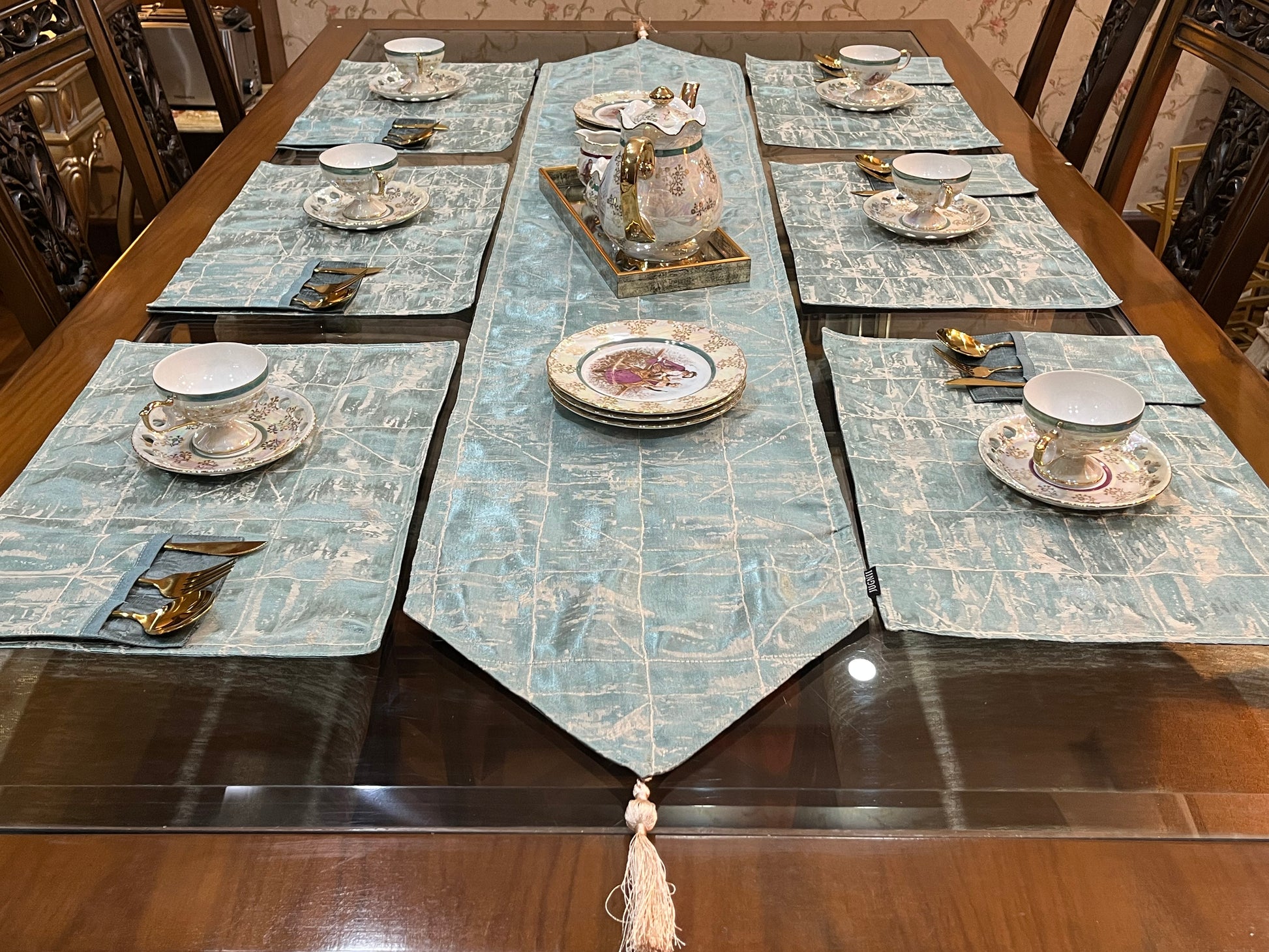 Aqua Frost Luxe Table Set