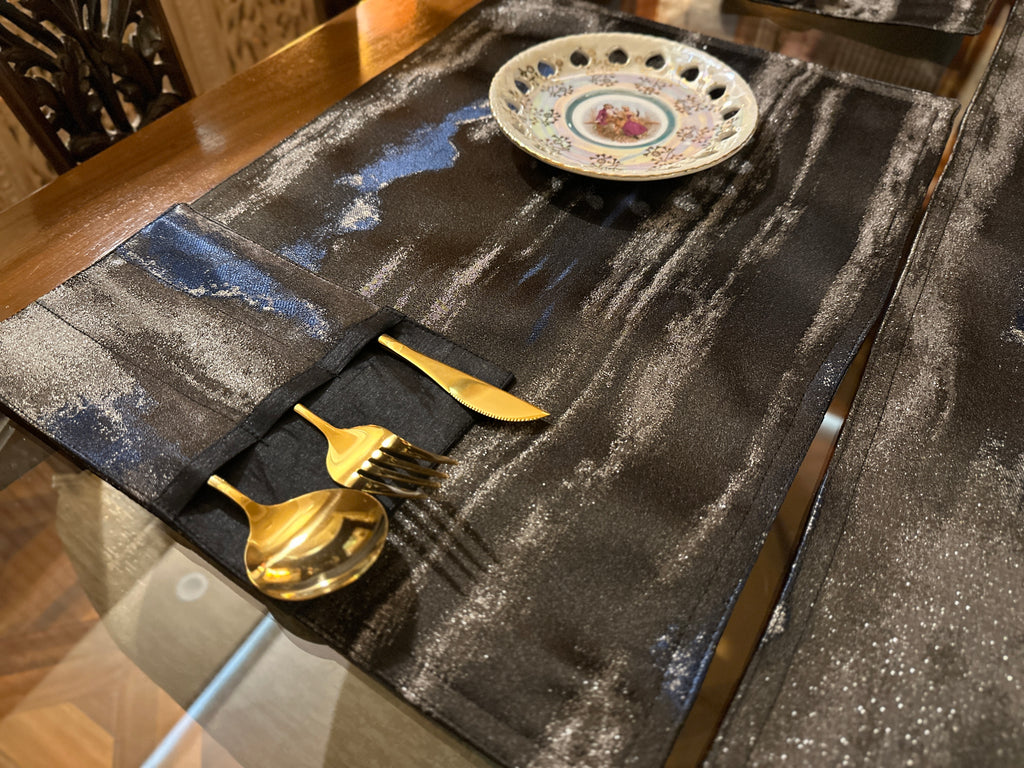 Galaxy Vein Luxe Table Set