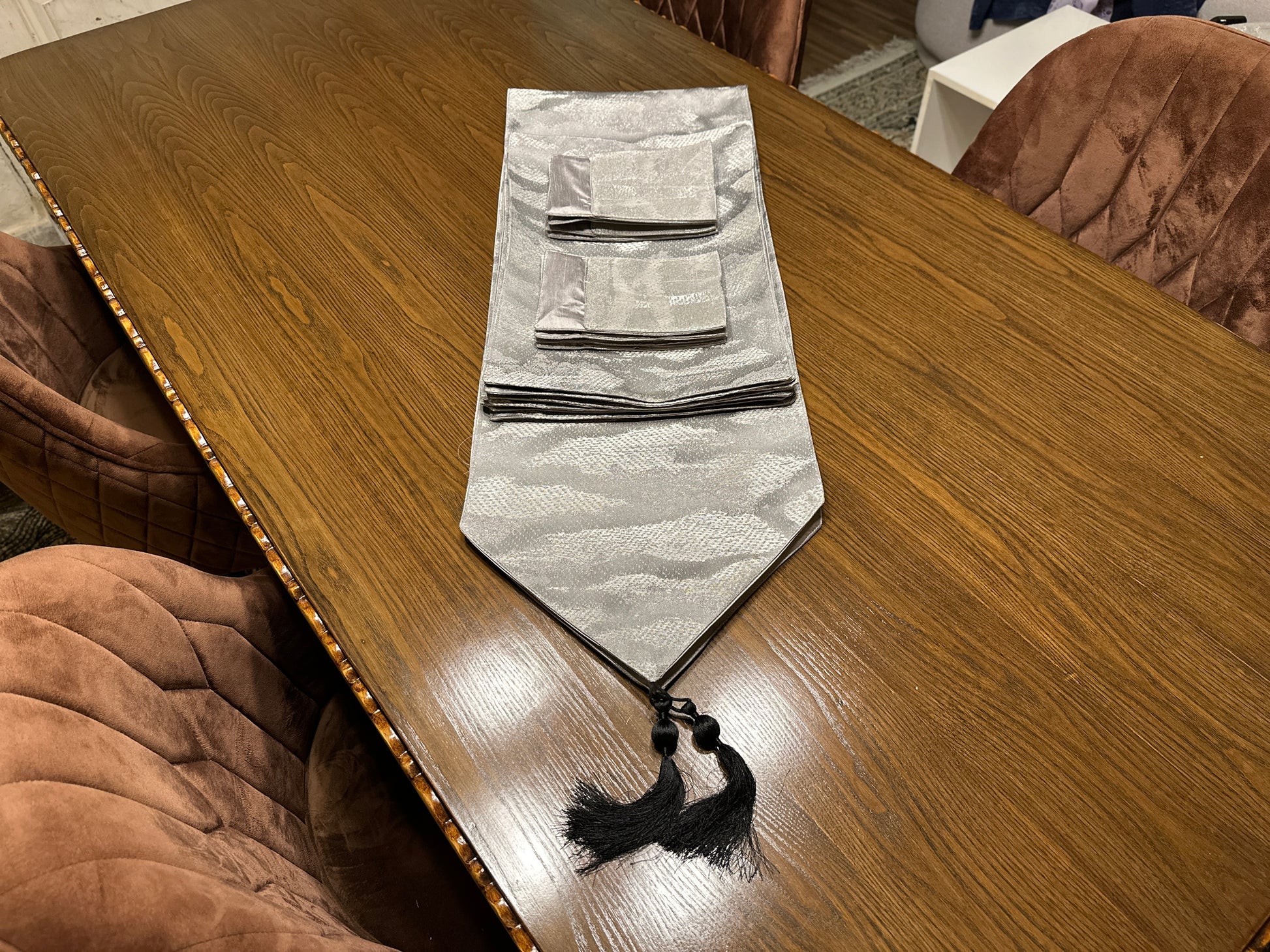 Silver Ripples Table Set