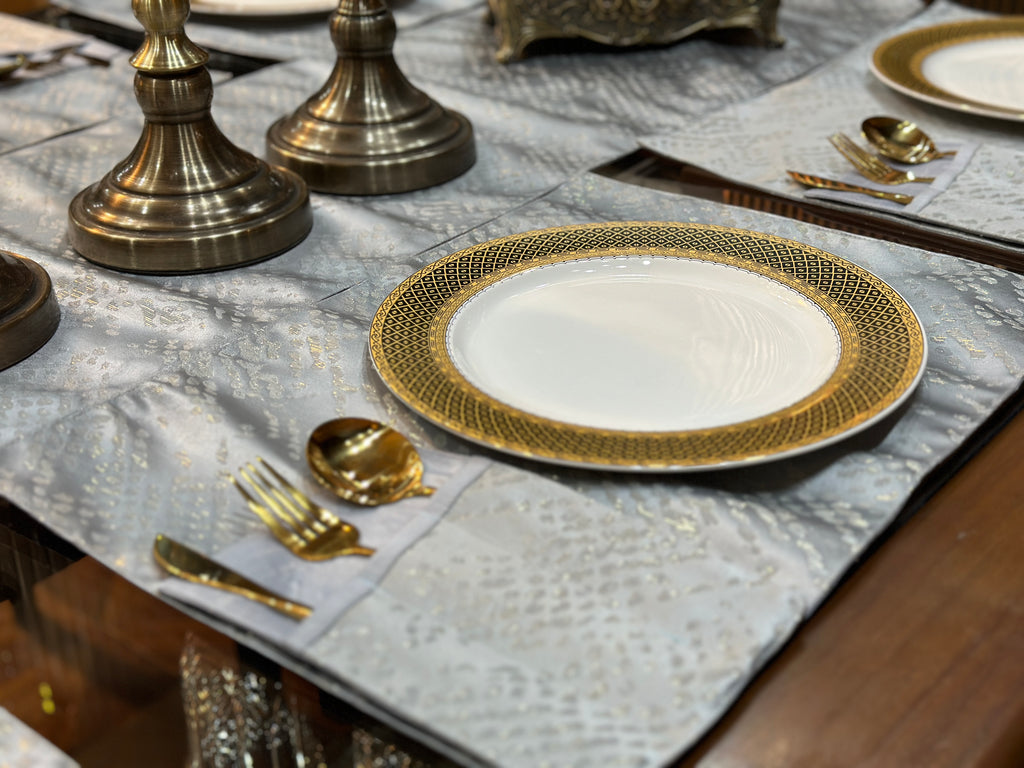 SilverMist Linen Embossed Textured Table Set