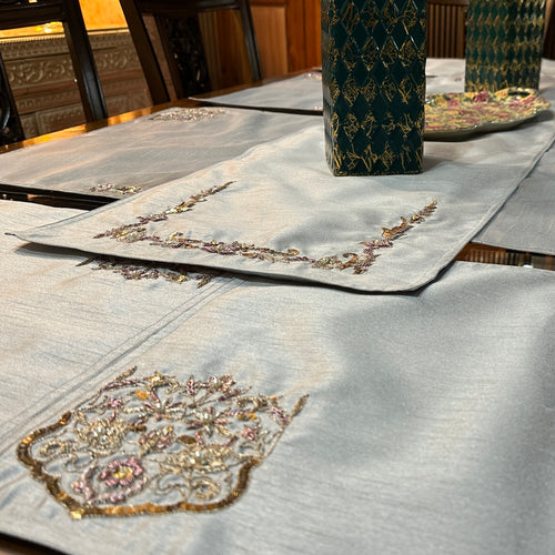 Ash Mist Premium Tableset