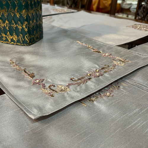 Ash Mist Premium Tableset