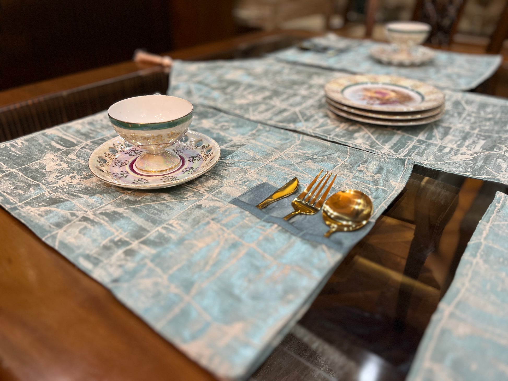 Aqua Frost Luxe Table Set