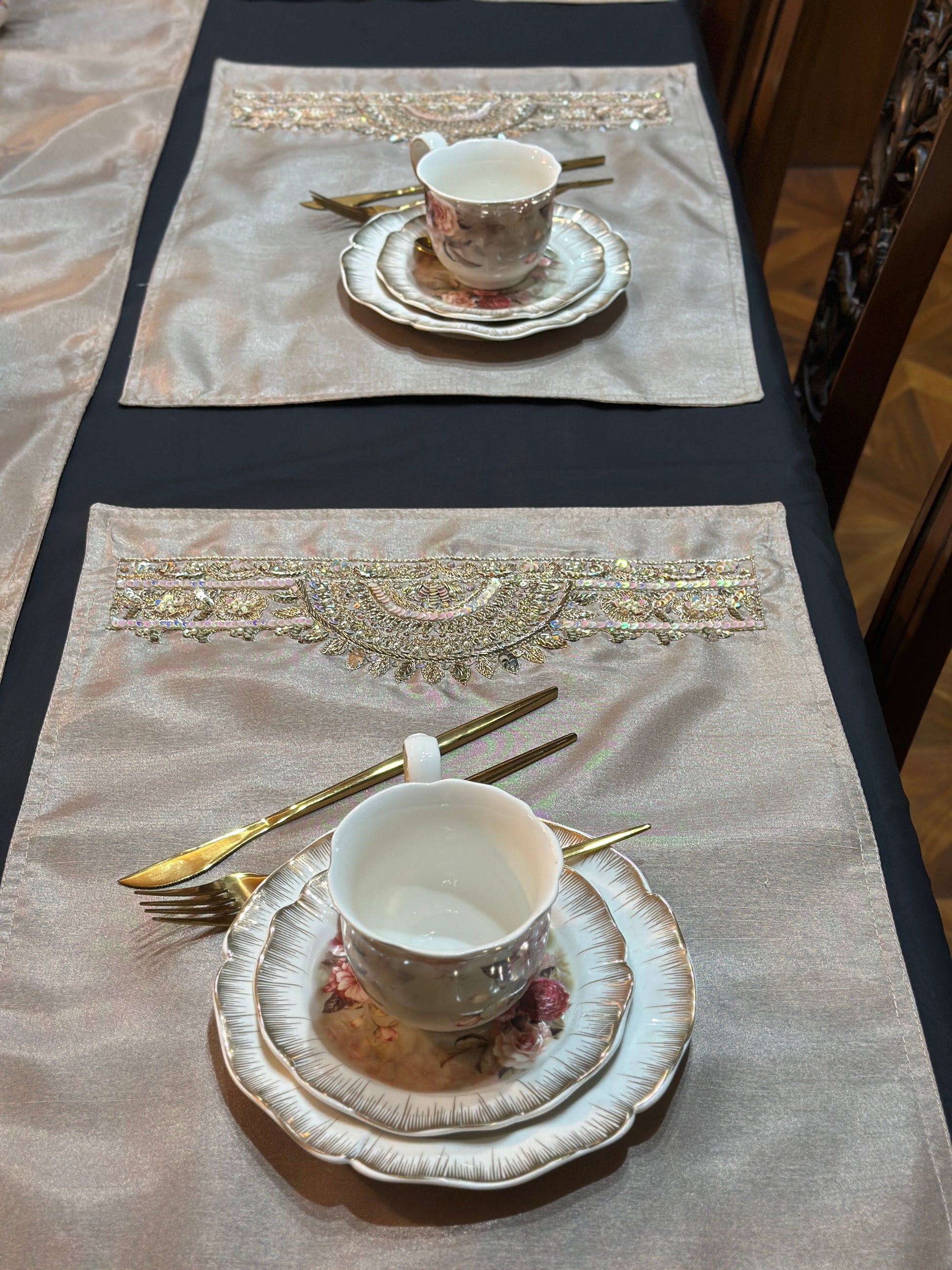 Bronze Premium Tableset