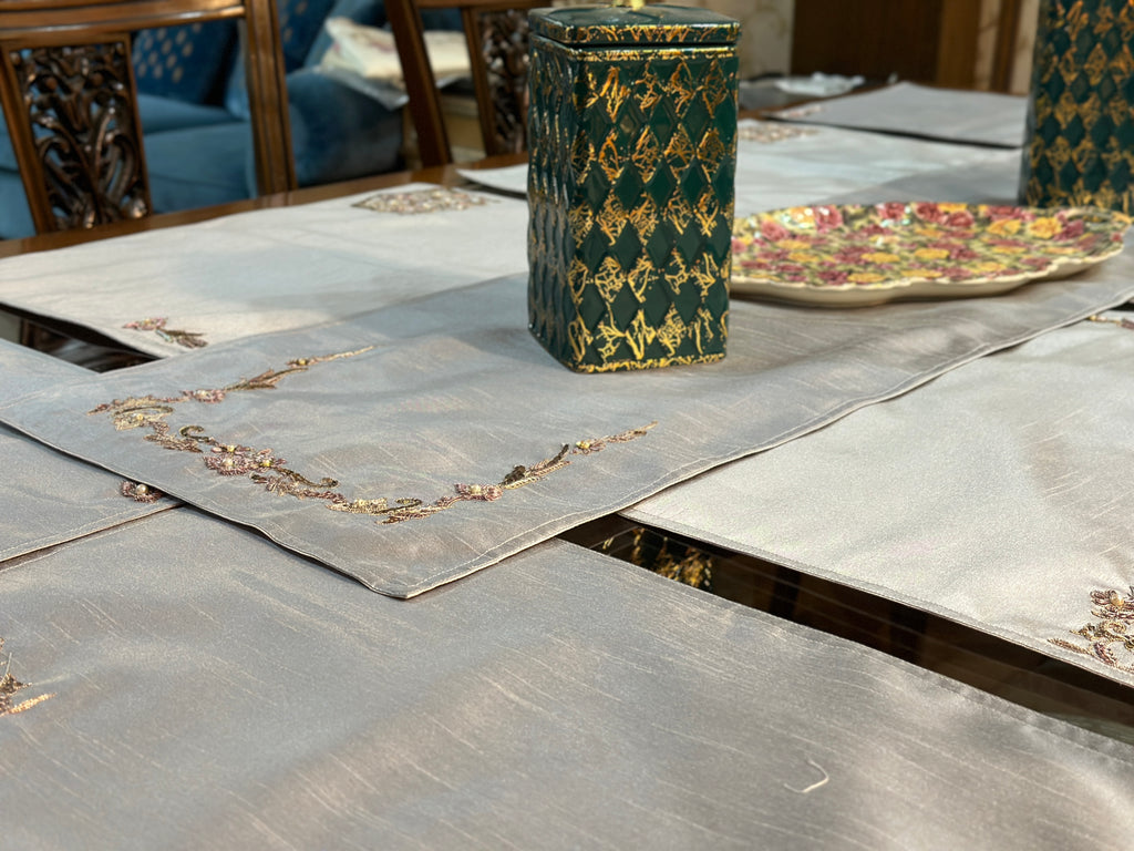 Ash Mist Premium Tableset
